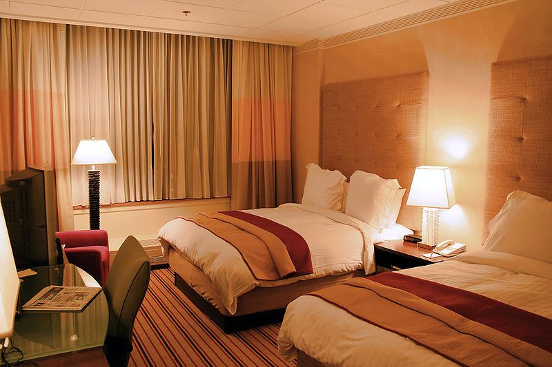 9 COSAS QUE DEBES SABER ANTES DE RESERVAR UN HOTEL